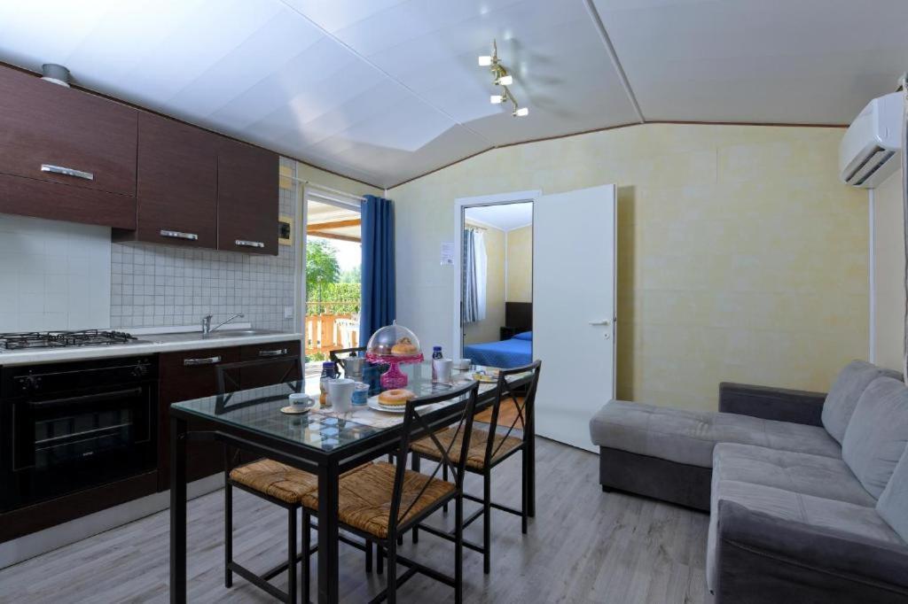 Camping Village Tuscia Tirrenica Таркиния Екстериор снимка